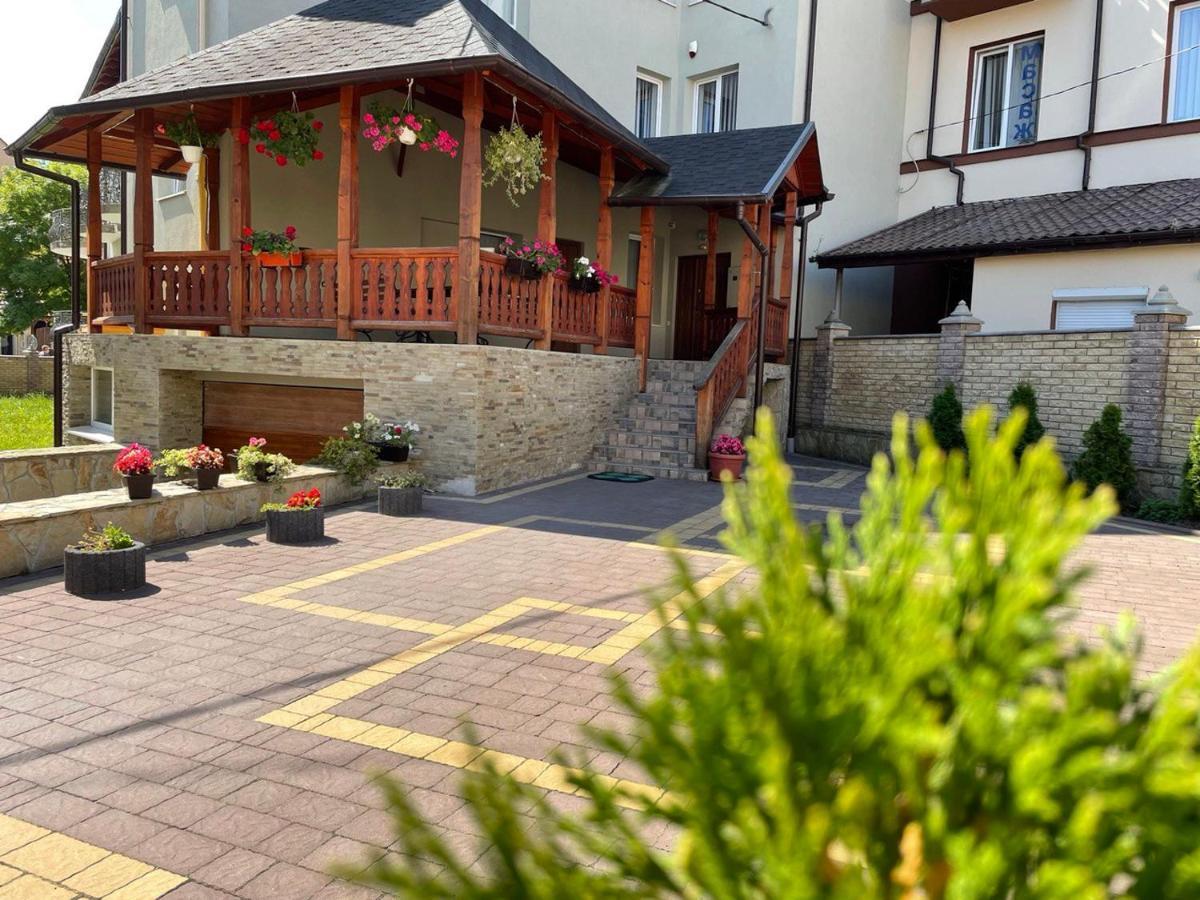Apartments Sonce Трускавец Екстериор снимка